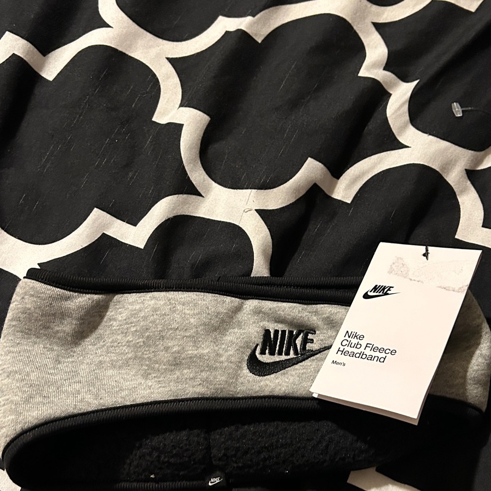 Nike headband